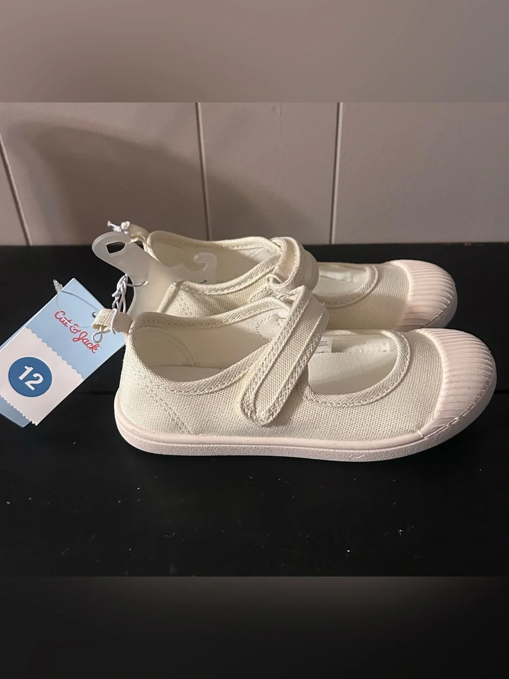 Cat & Jack Girls Mary Jane Shoes Size 12 Ivory Canvas Hook Loop NWT Toddler
